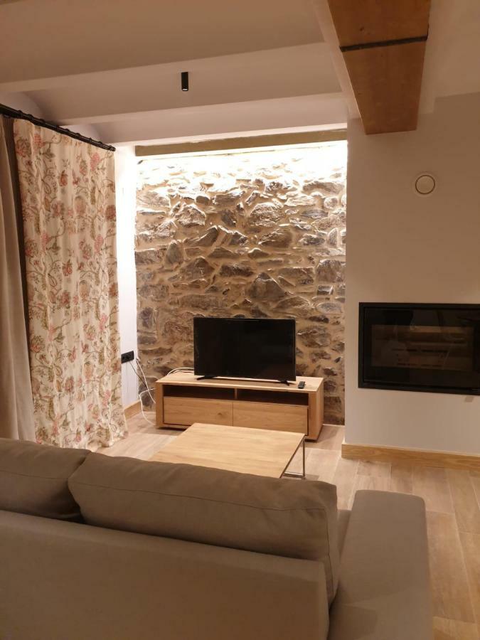 Apartment Casa Blas Gistaín Exteriör bild