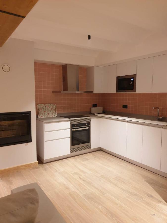 Apartment Casa Blas Gistaín Exteriör bild